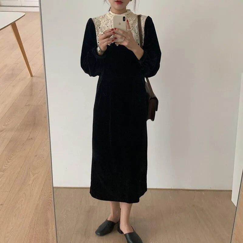 Robe Coreenne Cou Dentelle