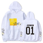 Sweat Stray Kids Blanc- Yellow Weed avec nom